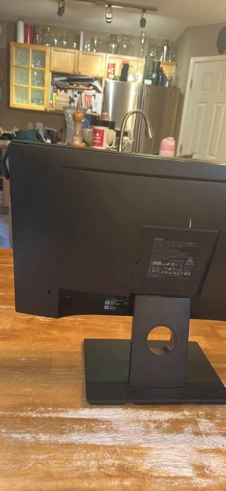 Dell E2216H 22-Inch Monitor - photo 3