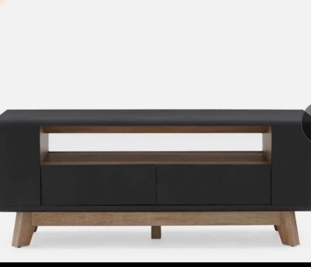 Structube Chelsa Media Unit