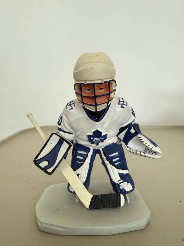 NHL Goalie Figurines - photo 4