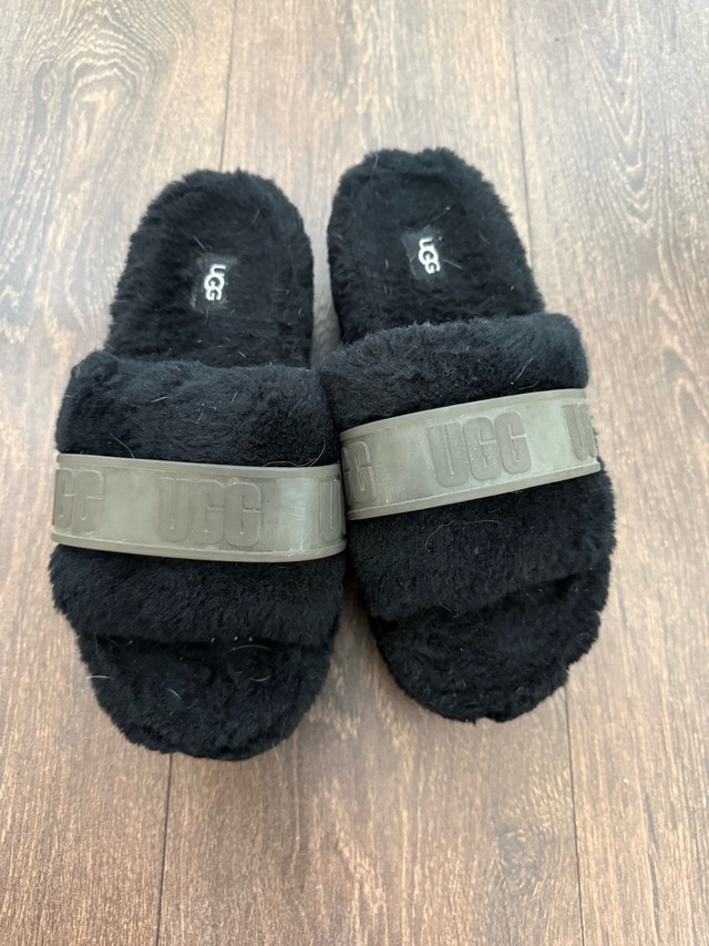 UGG Oh Yeah Slippers