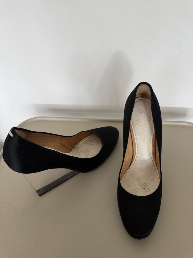 Maison Margiela Satin Pumps