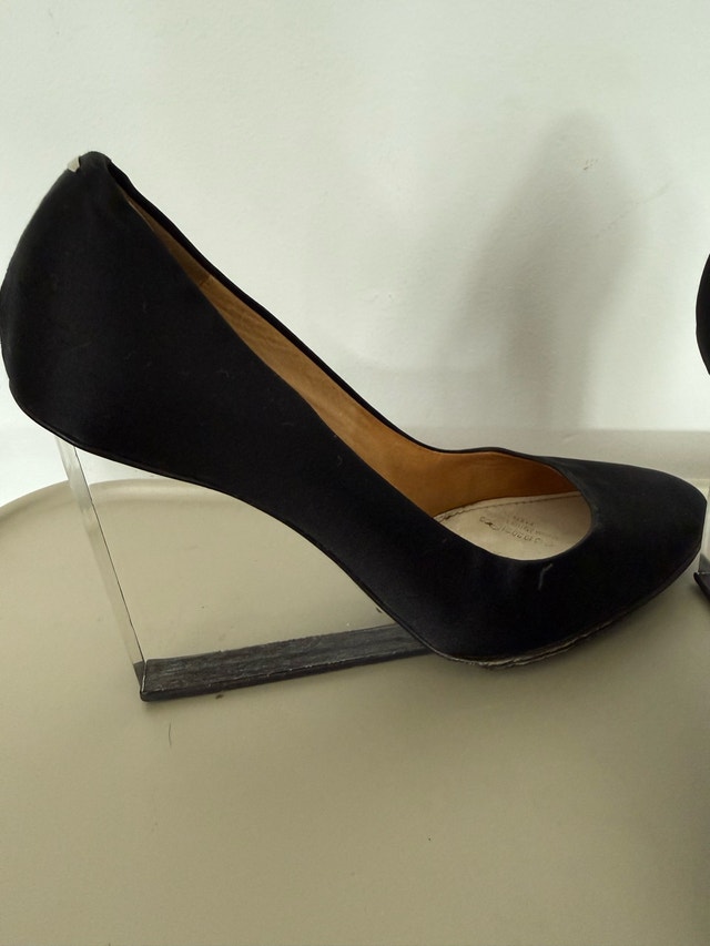 Maison Margiela Satin Pumps - photo 2