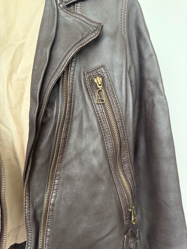 There's Leather Jacket - photo 2