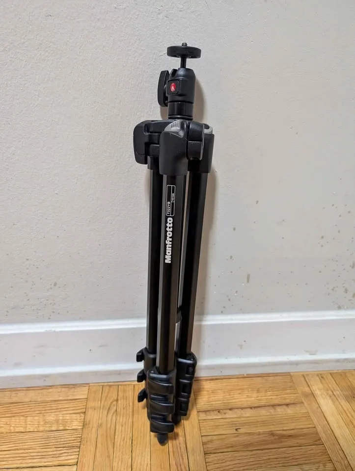 Manfrotto Tripod thumbnail
