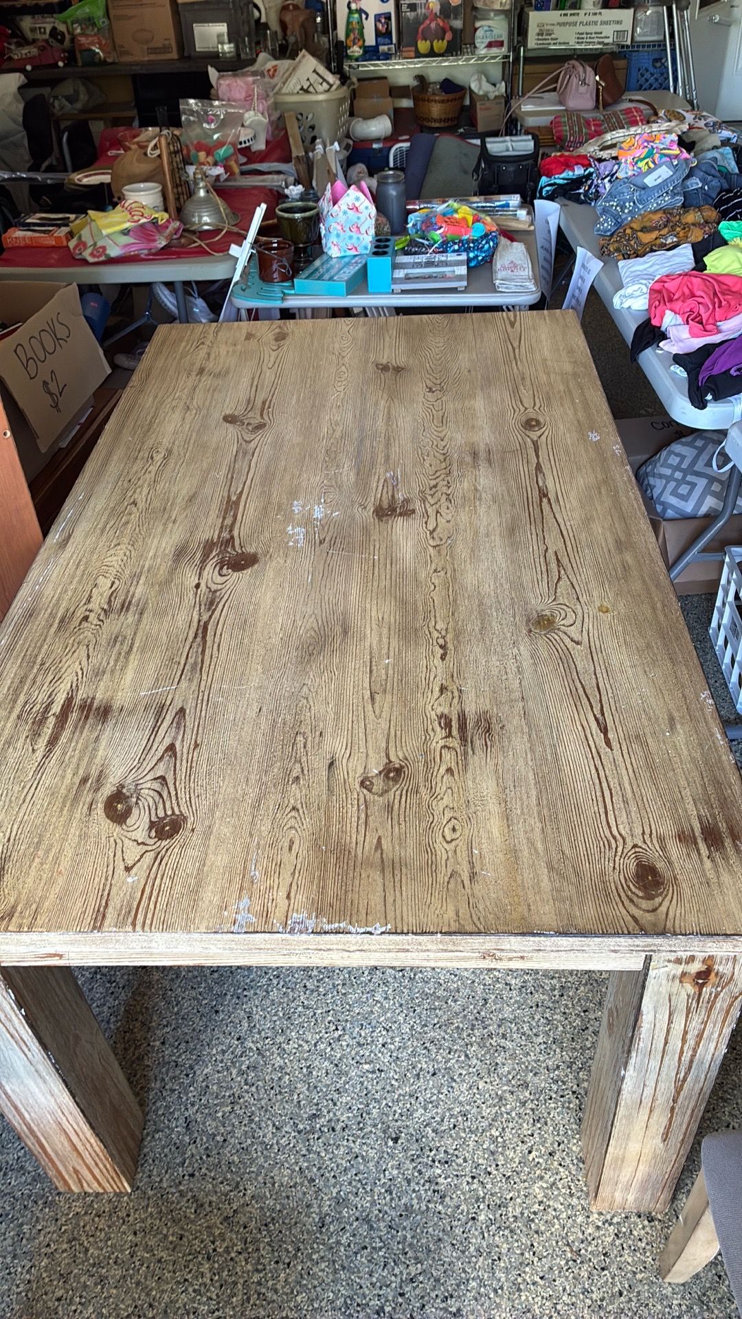 Table and chairs - photo 2