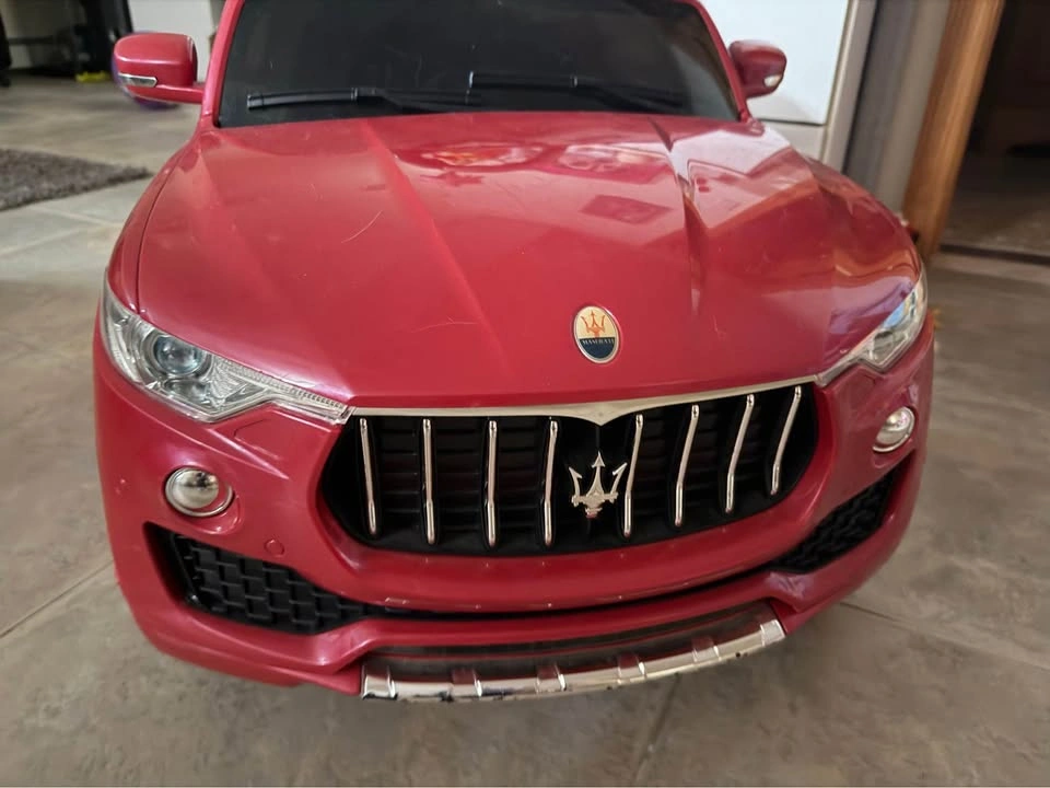 Red Maserati Ride-On Toy Car for Kids - photo 2