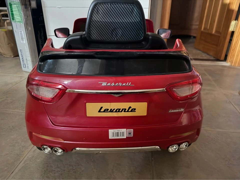 Red Maserati Ride-On Toy Car for Kids - photo 5