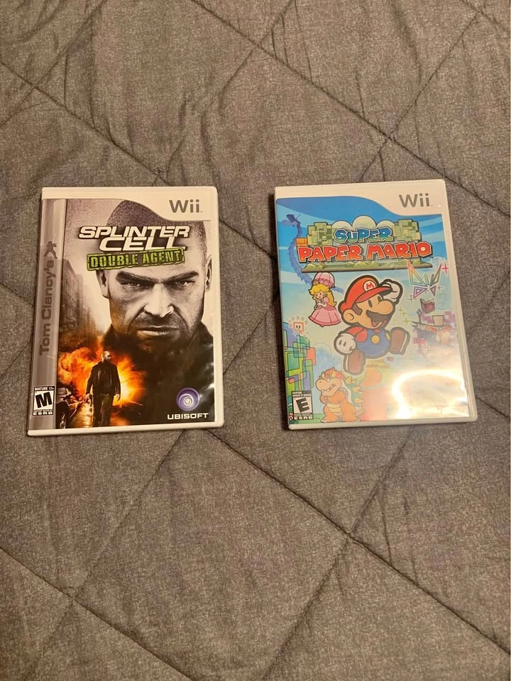 Wii games (Splinter Cell & Super Paper Mario)