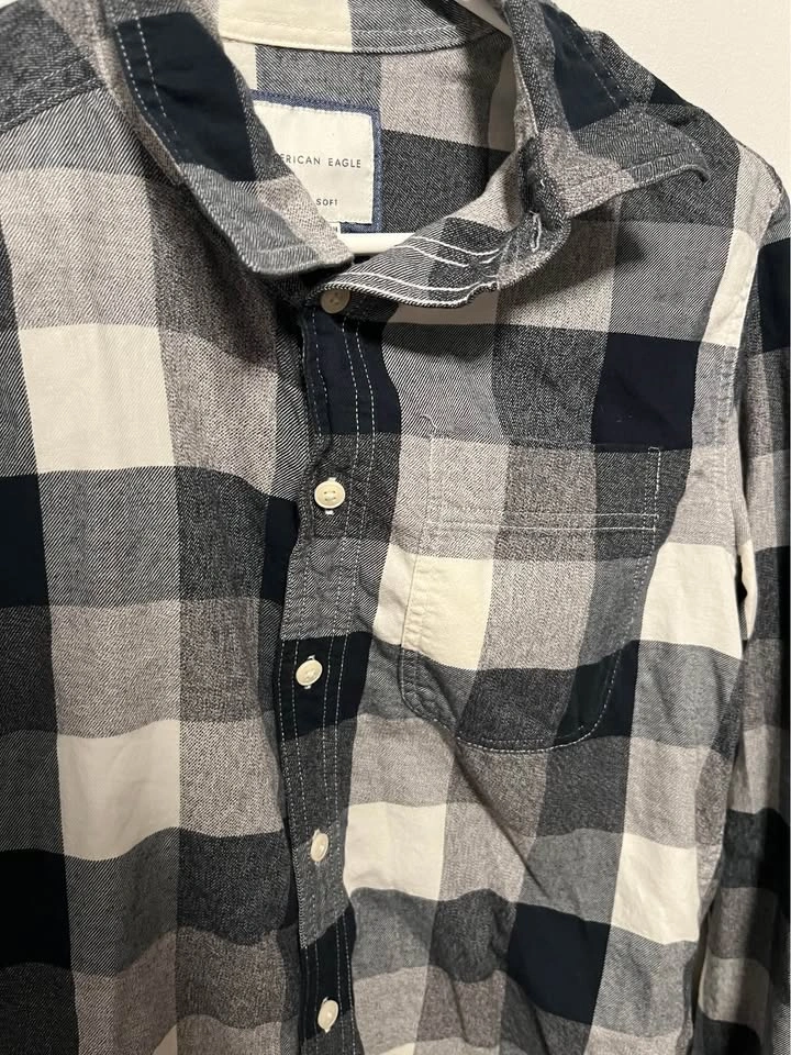 Men’s Size XS Plaid Shirt - photo 2