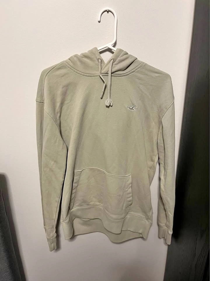 Men’s Hollister Size S Hoodie
