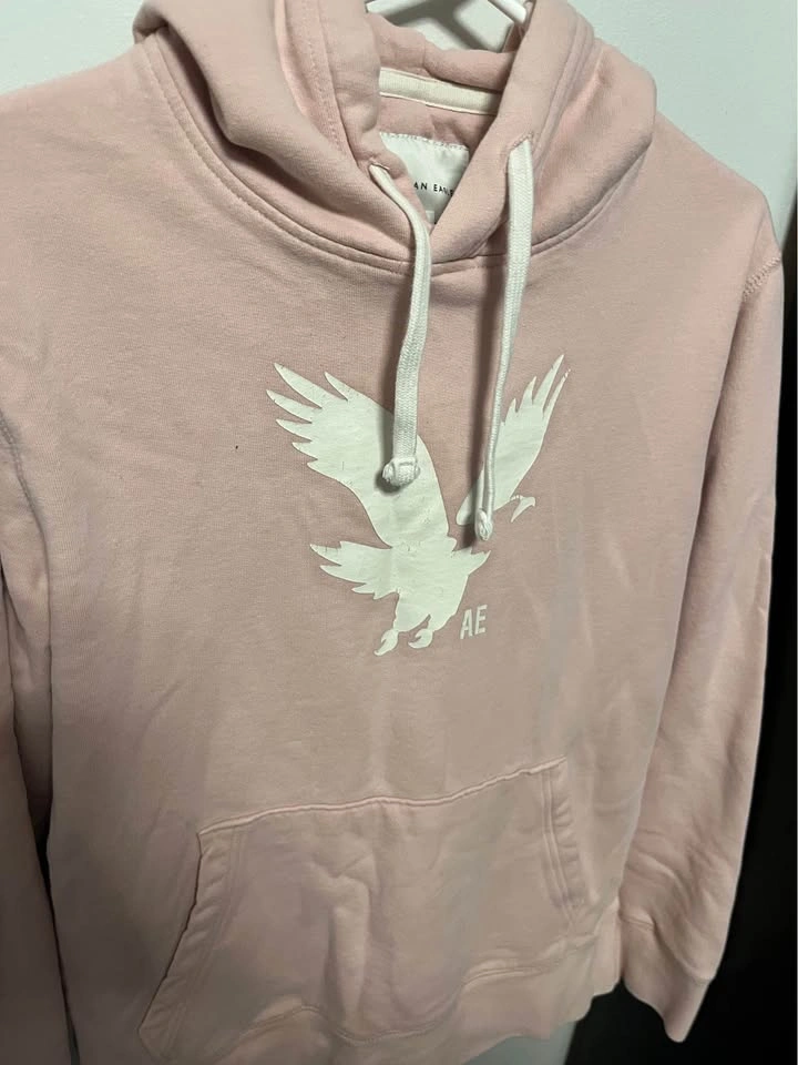 Men’s Size M Pink Hoodie - photo 3
