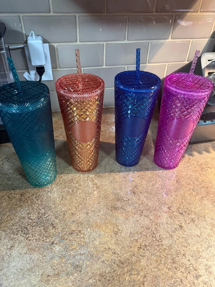 Starbucks Cups - photo 3