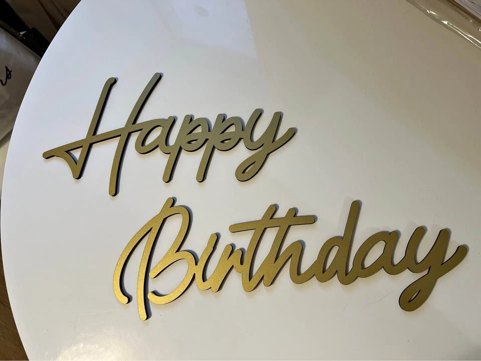 ⚽ Wooden Happy Birthday sign (New)