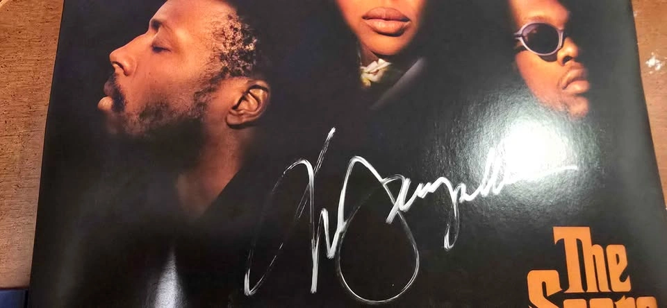 Fugees Lauryn Hill signed vinyl - photo 2