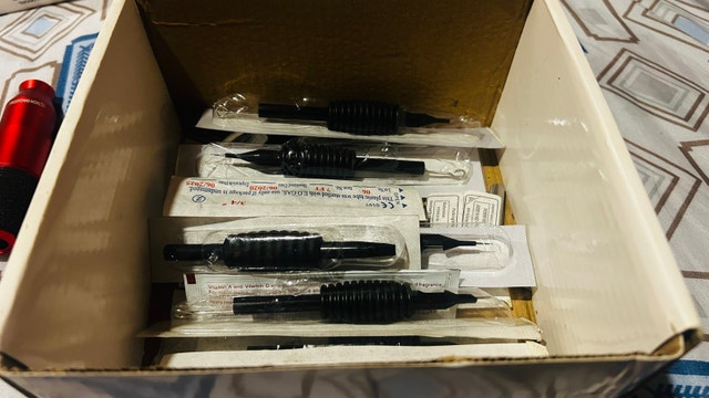 Wormhole Tattoo Pen Kit + Accessories - photo 2