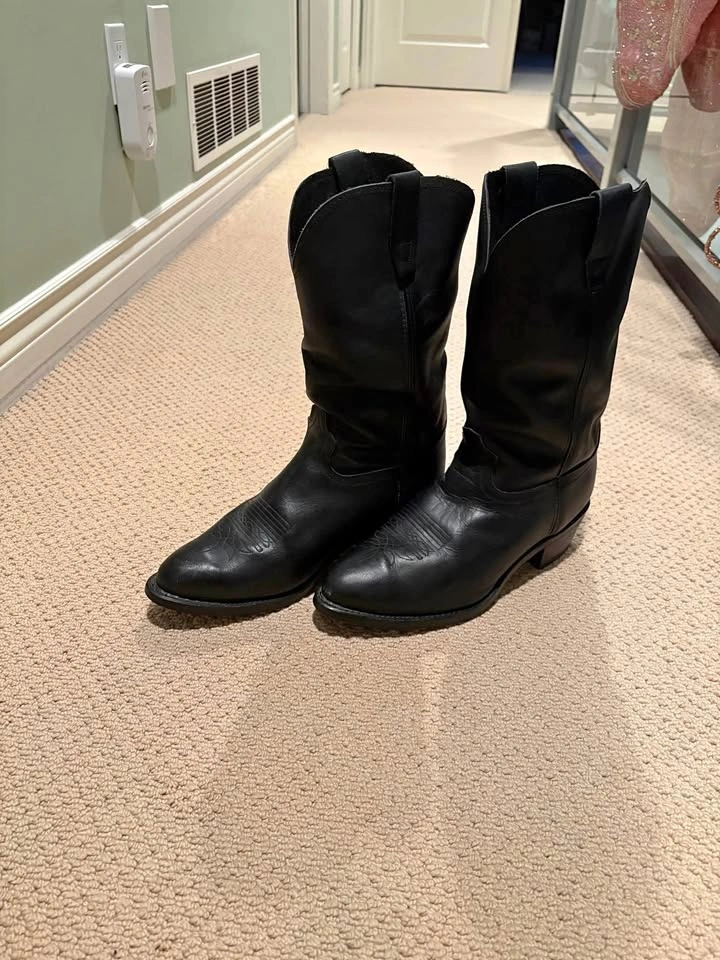 Mens Durango Oil resistant Cowboy boots