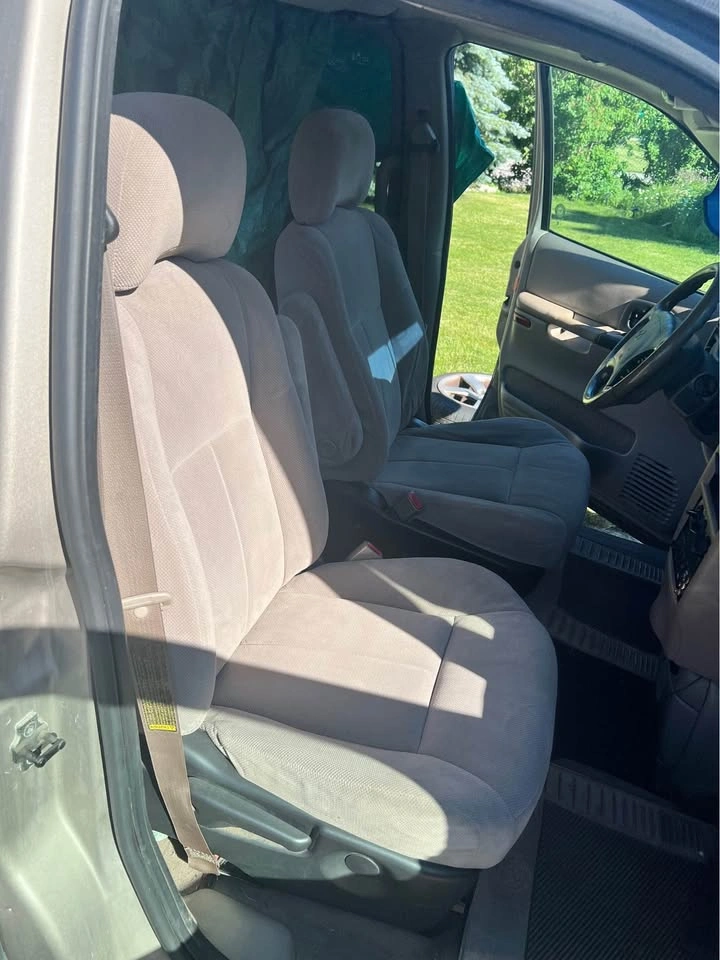 2001 Oldsmobile Silhouette Montana Venture Interior Seats - photo 3
