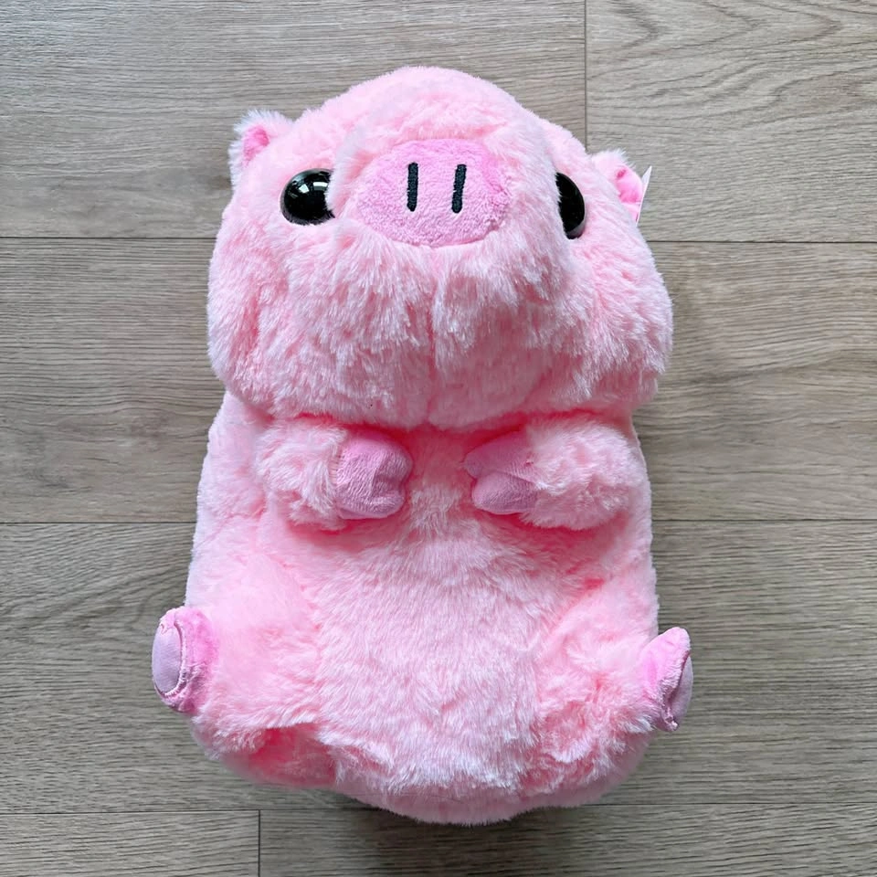 Brand new pig plush toy 11”, pink piggy stuffed animal ⚽️