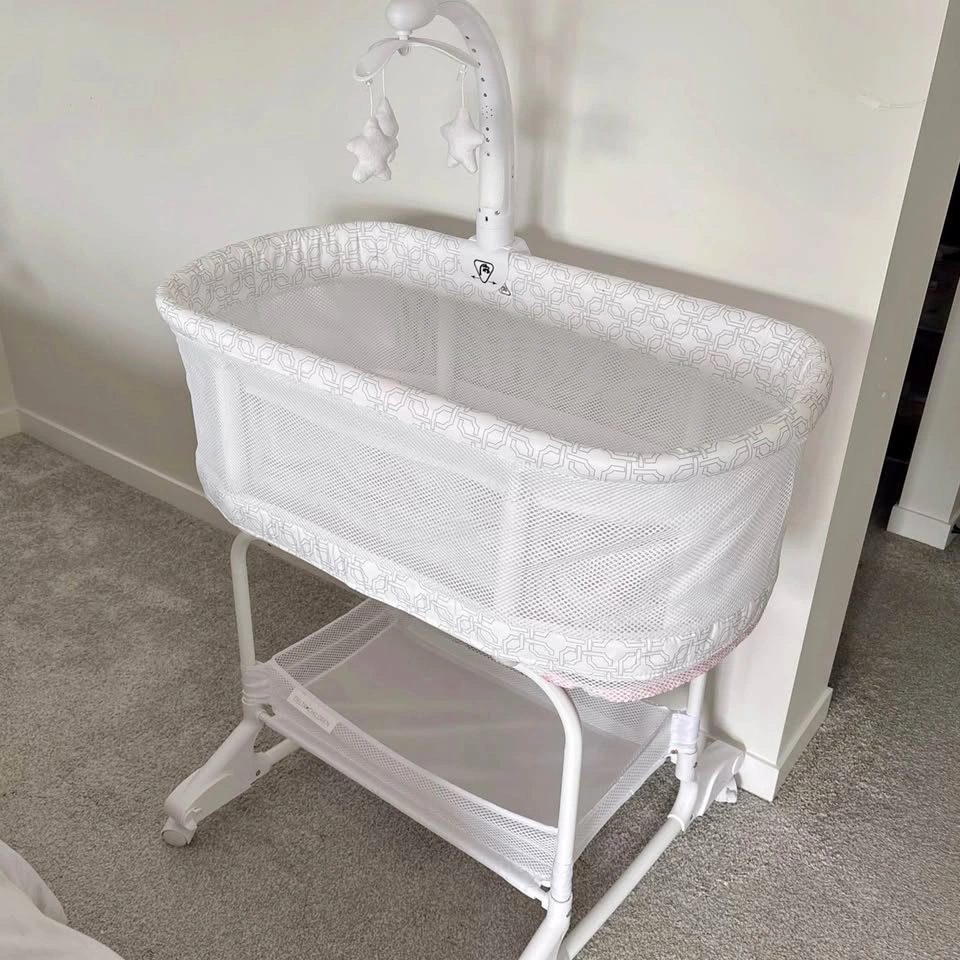 Delta Rocking Bassinet with Airflow Mesh, Music & Nightlight ⚽️