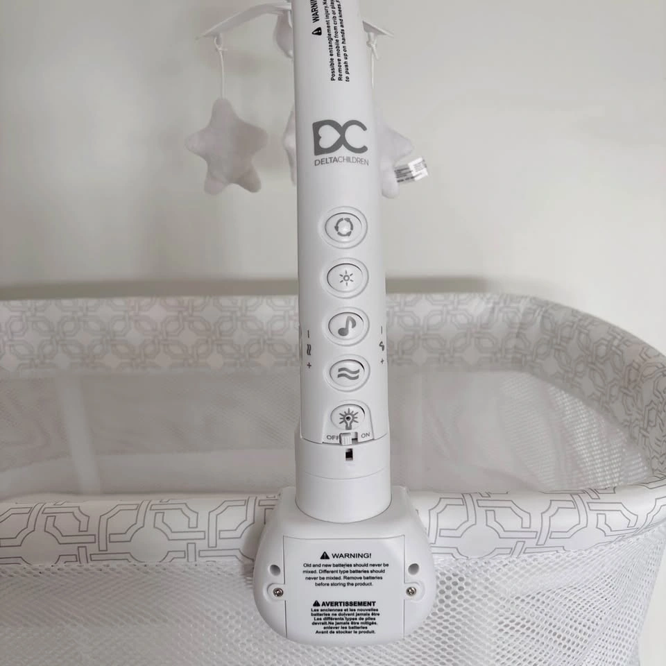Delta Rocking Bassinet with Airflow Mesh, Music & Nightlight ⚽️ - photo 4