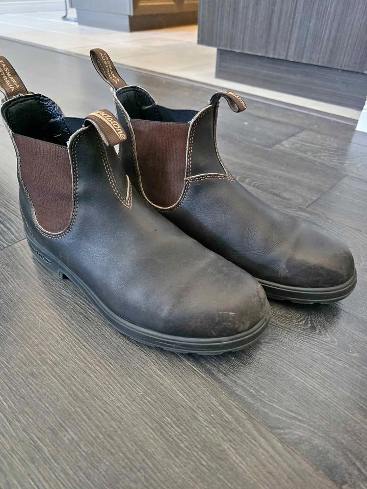 Blundstone original brown men 11.5us