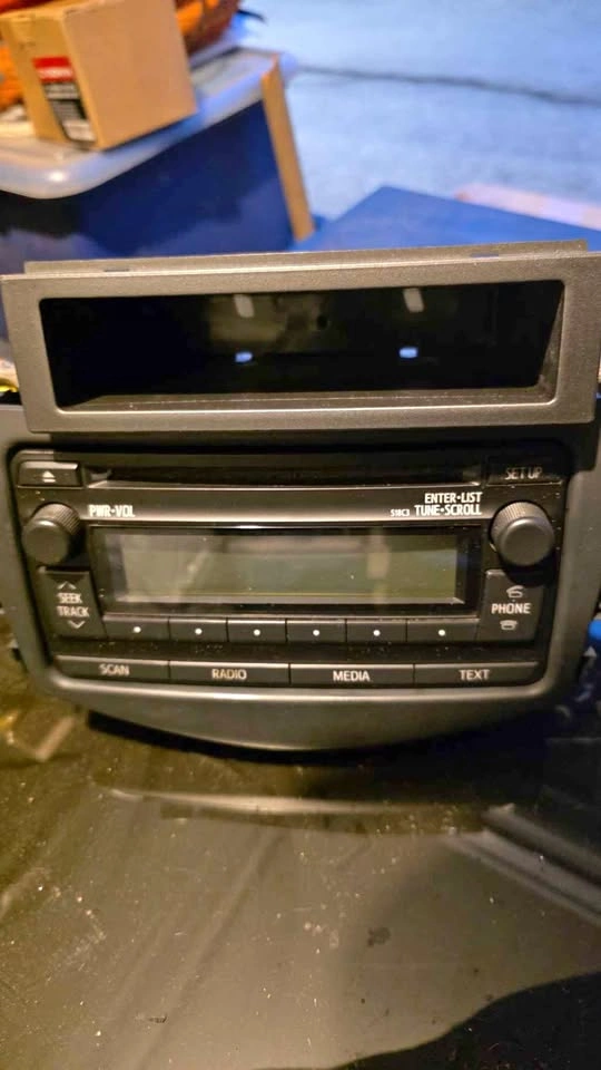 Rav 4 2012 original radio