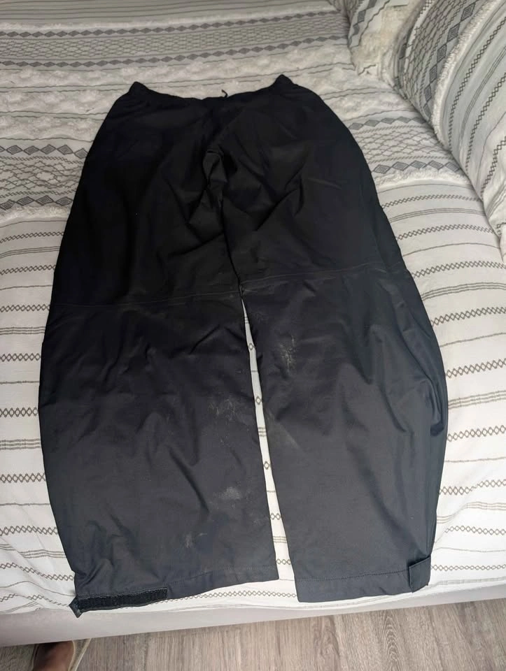 North Face Size L Youth Goretex waterproof pants - photo 3