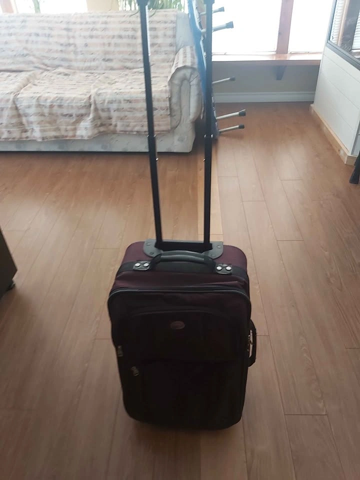 American Tourister Wheeled Carry-on Suitcase - photo 2