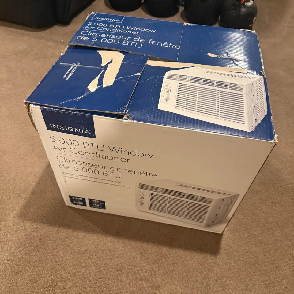 Insignia 5000 BTU Window Air Conditioner - photo 4