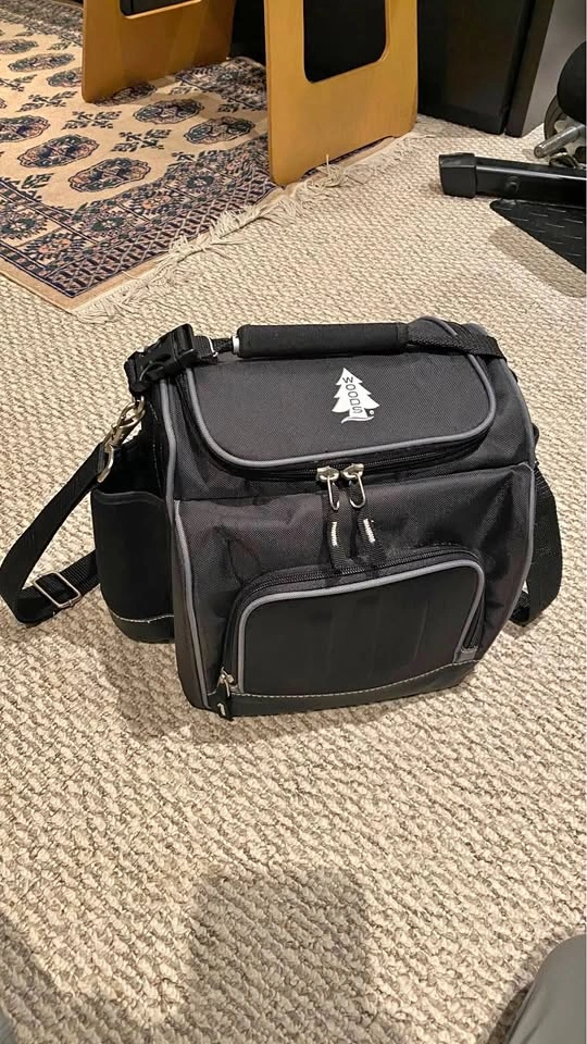 Lunch bag WOODS … 25$ OBO
