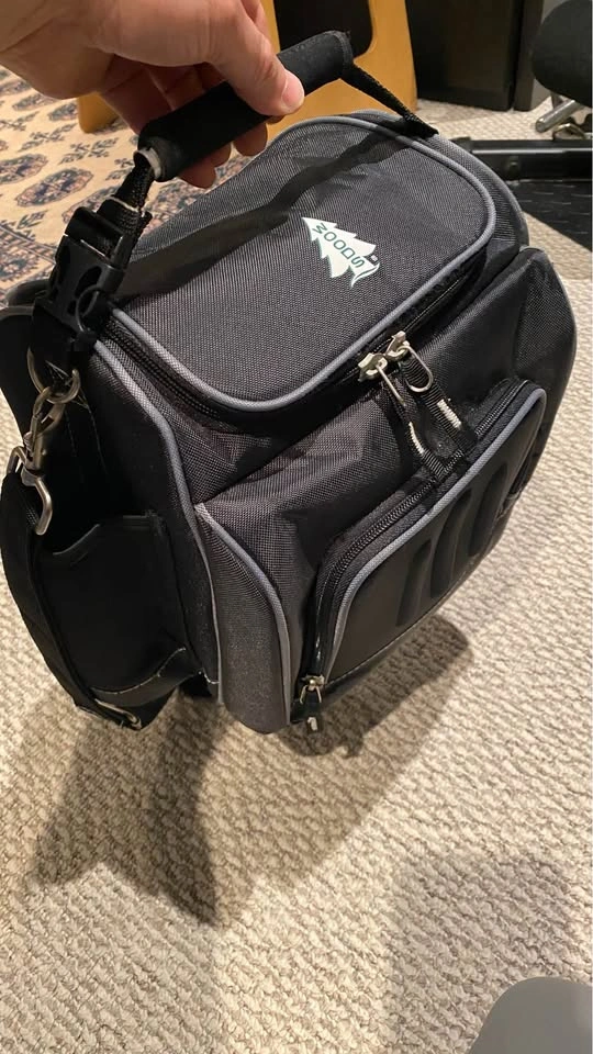 Lunch bag WOODS … 25$ OBO - photo 2