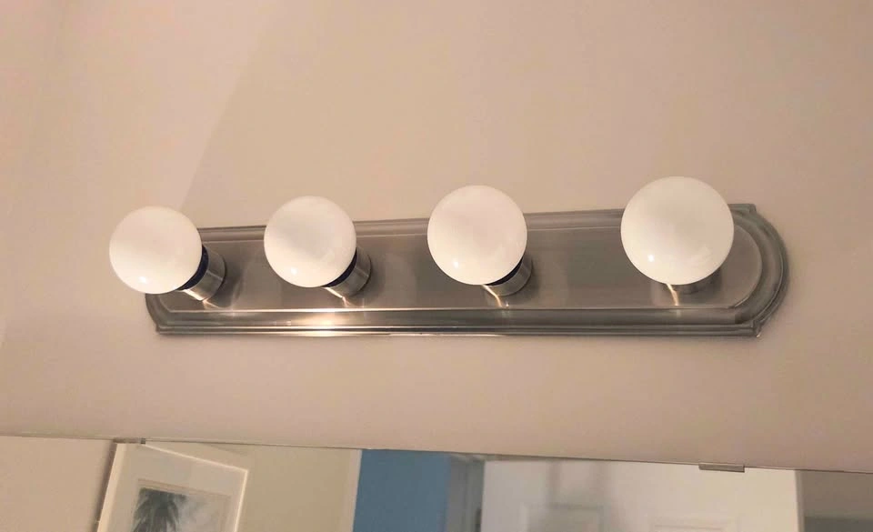 Vintage globe vanity lights - photo 2