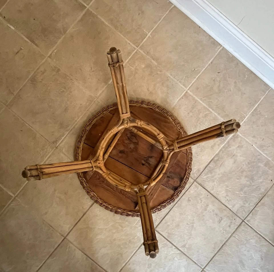 Round Wicker Table - photo 5