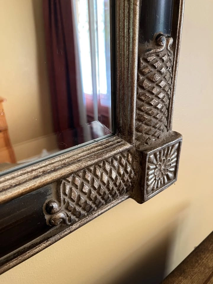 Foyer/Entrance/Hall Mirror - photo 3