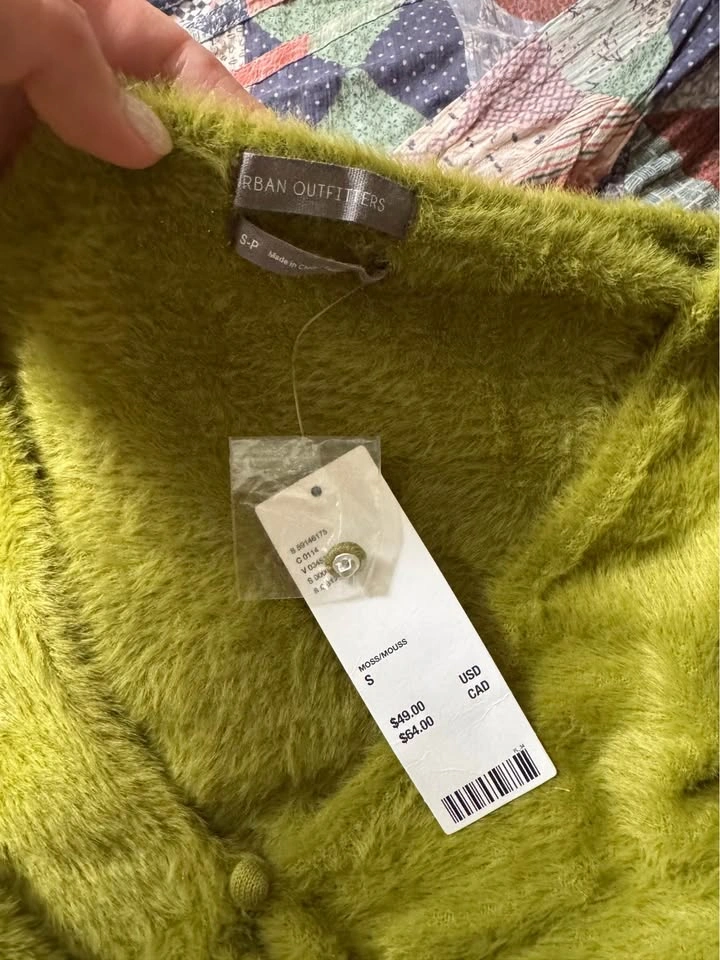 Women's Summer Top Bundle - Pull&Bear, Little Mountain, UO, DR2 - photo 5