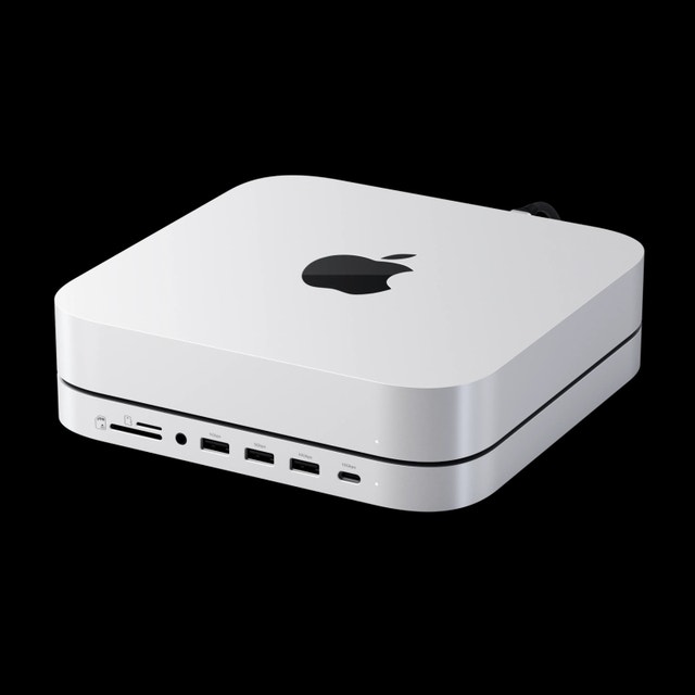 Apple Mac mini M1 with Satechi Stand & Hub