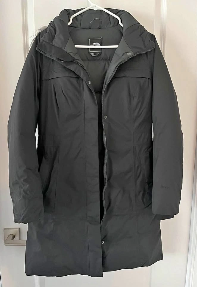 The North Face Women’s Arctic Down Parka Winter Jacket - S ⚽️
