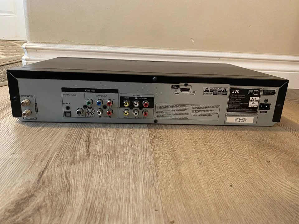 JVC DR-MV150B DVD/VCR Combo Recorder with HDMI - photo 2