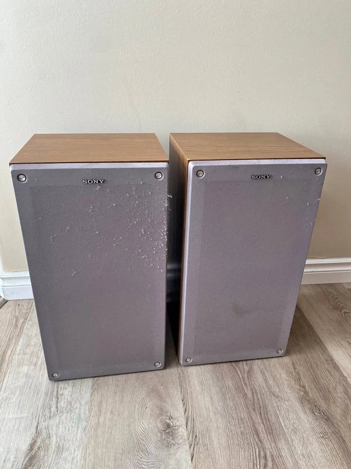Vintage Sony SS-3150 Speakers - Pair - Made in Japan