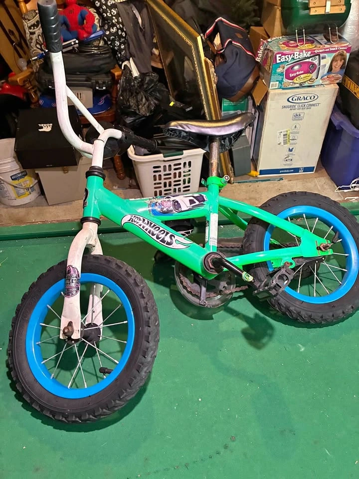 Boys 12 inch Hot Wheels bike