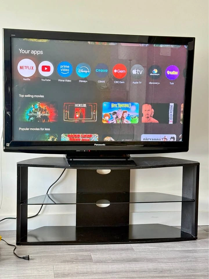 Panasonic TC-P50U2 50-inch Plasma TV with Stand