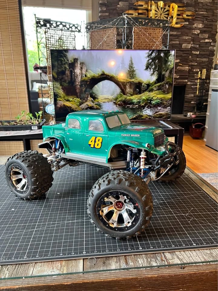 Dodge Power Wagon Custom Paint 1:10 RC Crawler Hard Body