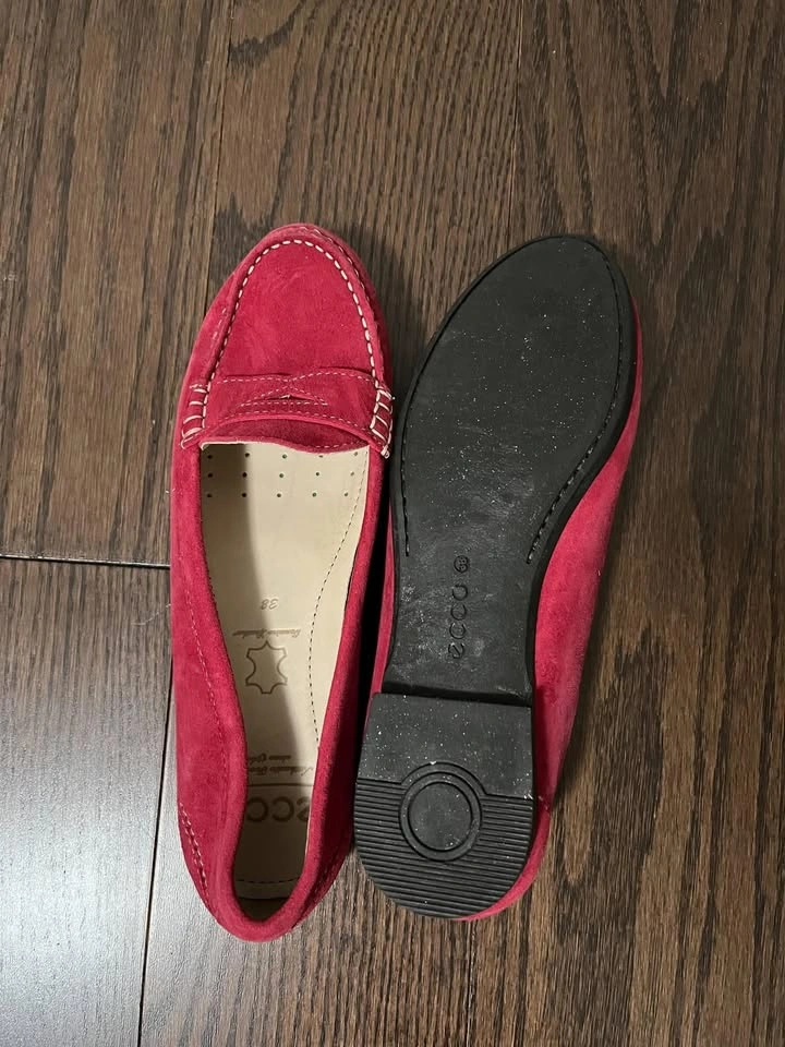 ECCO Women's Pink Suede Loafers ~ Size 38 - photo 2