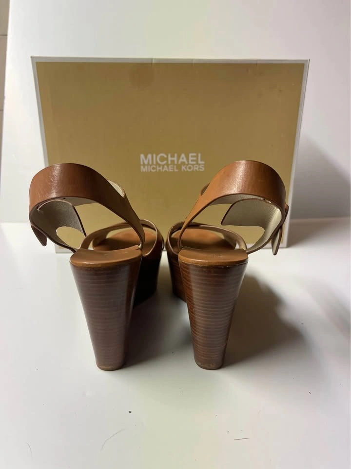 ⚽ MK Heels sandals - photo 3