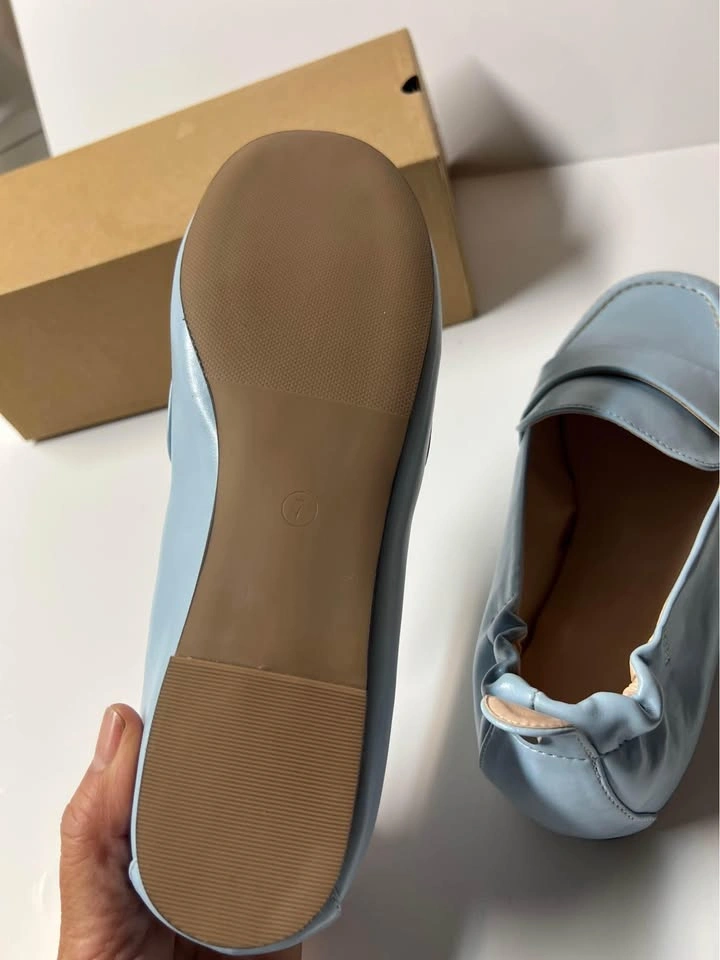 ⚽ Light Blue Faux leather flat shoes- New - photo 4
