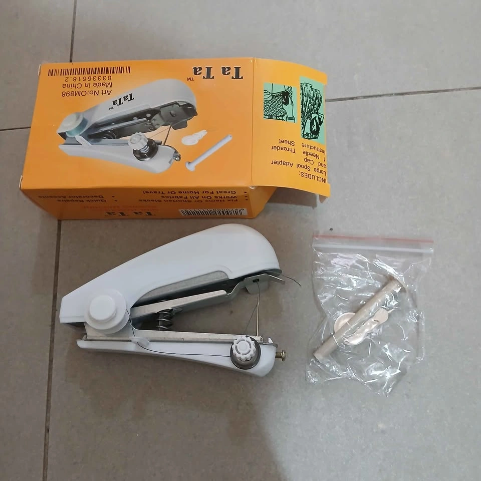⚽ Portable Mini Handheld Sewing Machine - photo 2