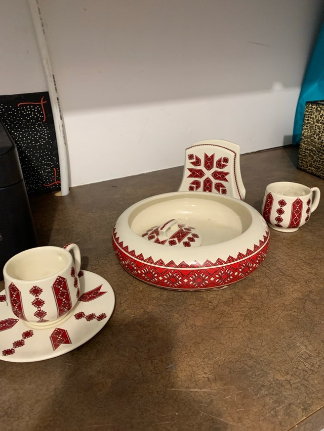 Ceramic Tea Set with Traditional Pattern - photo 2