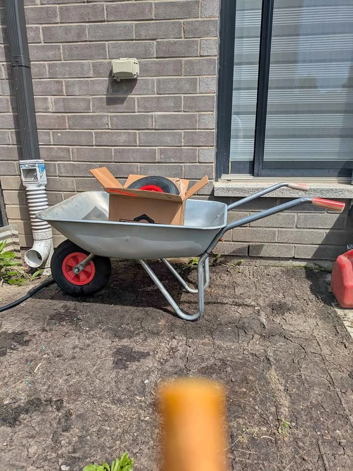 Powerfist 2 Cu/Ft Galvanized Wheelbarrow with Spare Tire