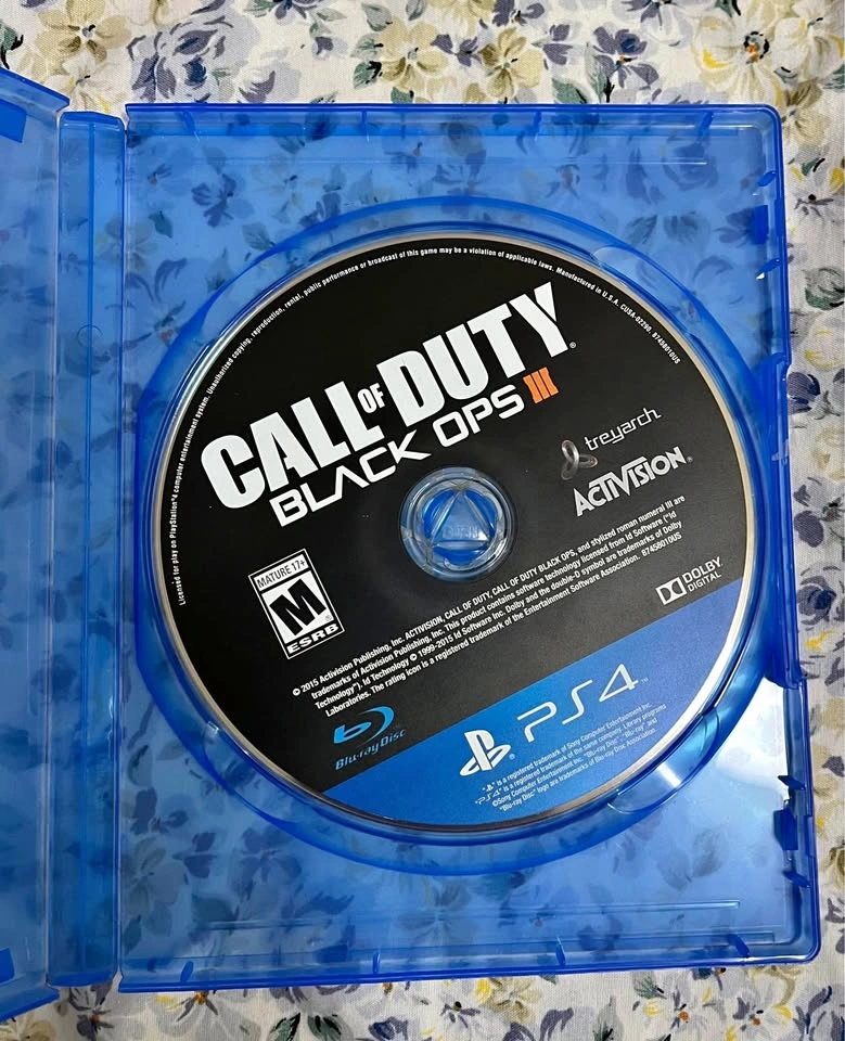 3 CD’s of Call of Duty Black Ops III | Infinite Warfare | WWII P