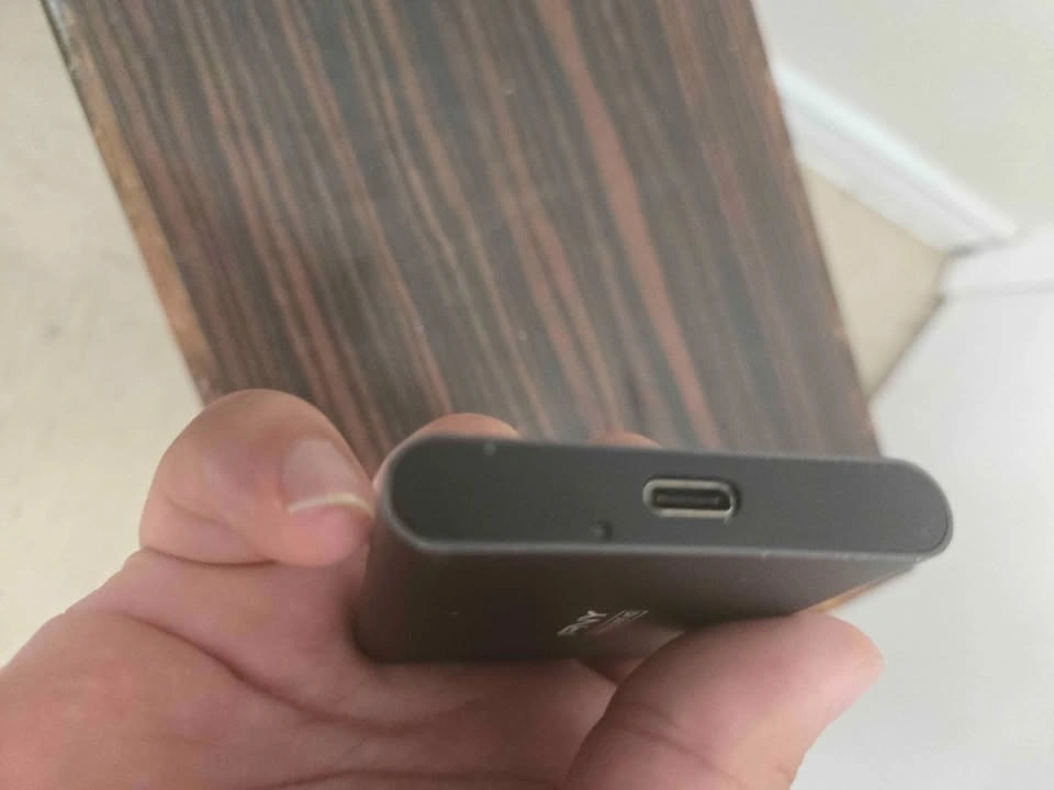 1TB portable SSD - photo 3